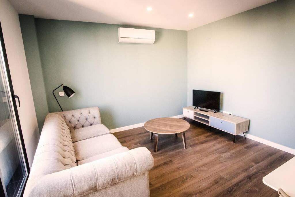 4-1 Apartamento De Diseno En El Centro De Reusアパートメント エクステリア 写真